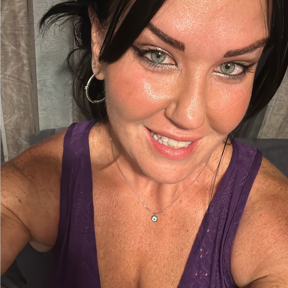 Meet your Posher, Christina